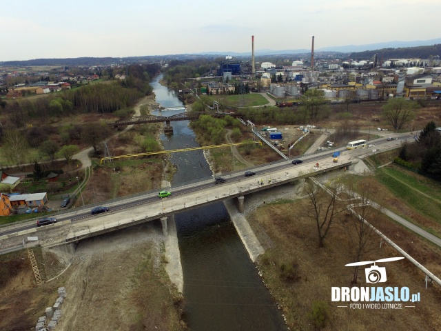 Remont mostu nad Wisłoką w Jaśle (fot. dronjaslo.pl)
